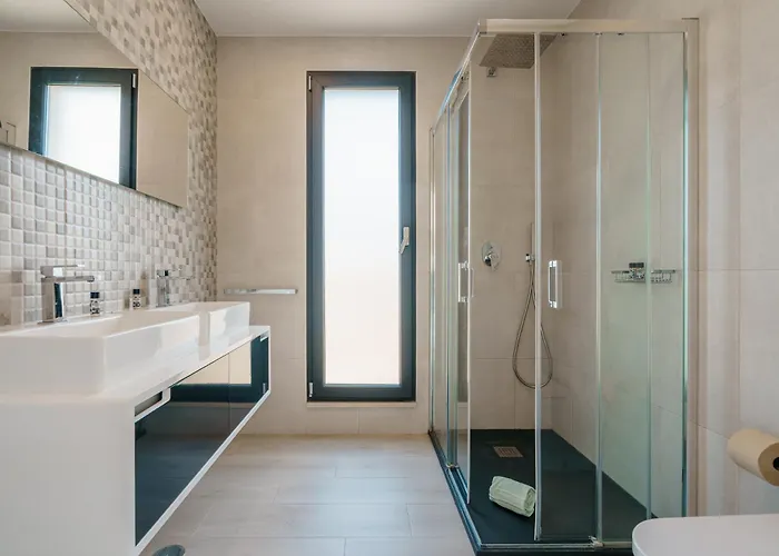 Villa Dino With Ocean View